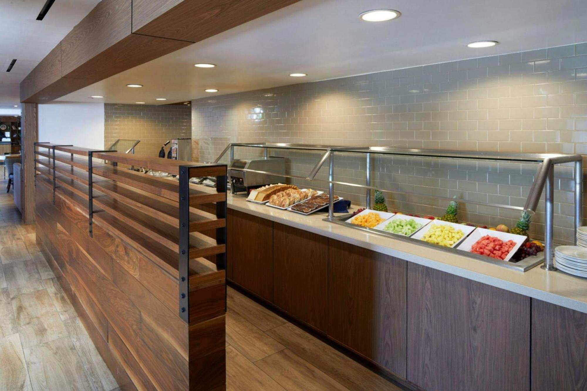 Four Points By Sheraton Angeles Westside Los Angeles
